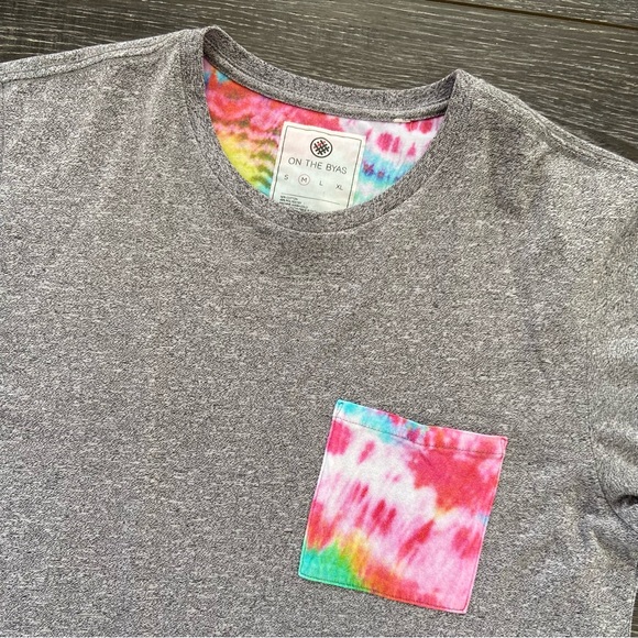 Tie Dye Pocket Tee - on the byas - Picture 2 of 4